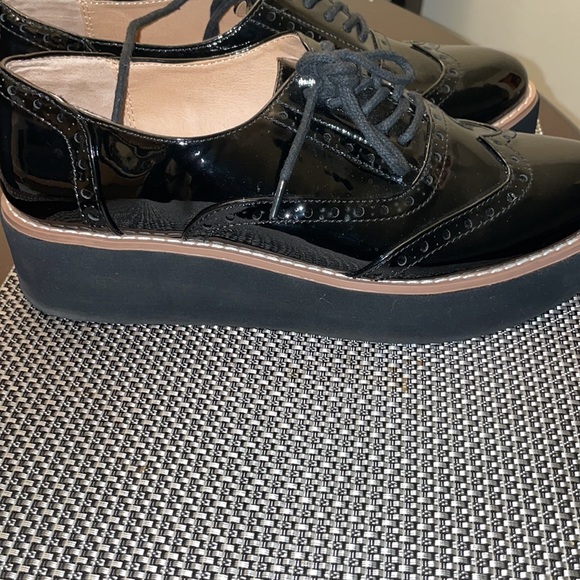 Oxford shoes - Picture 3 of 4